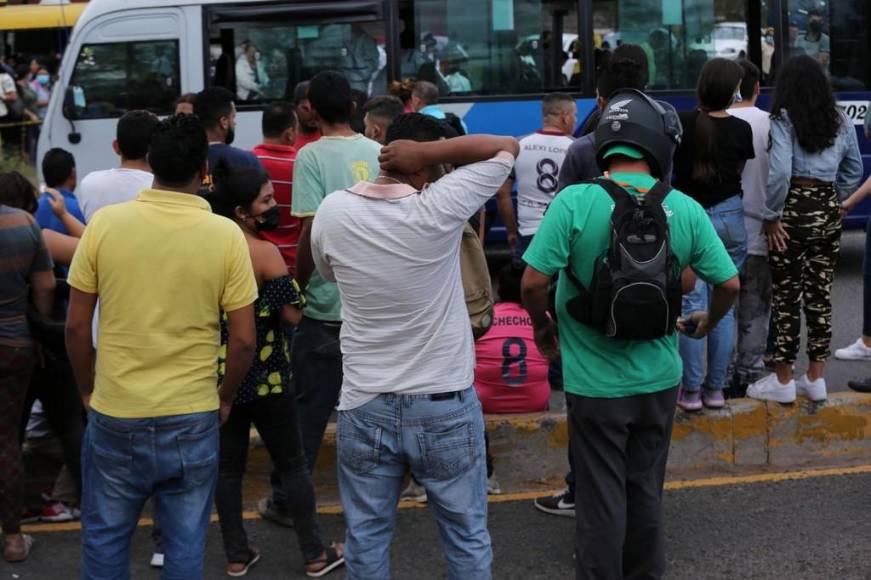 Pesar, rabia y desesperación: Escena del crimen contra conductor, que evidencia indefensión en rubro transporte