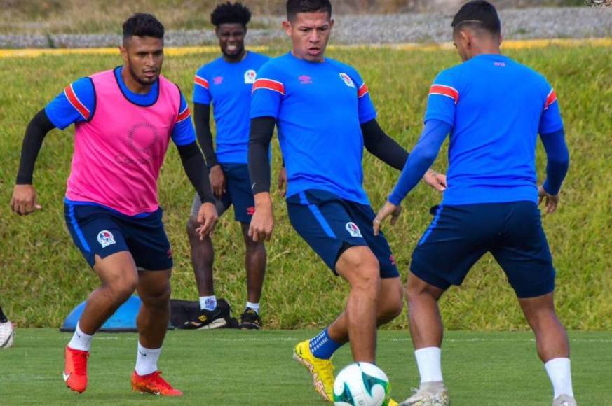 Olimpia confirma fichaje y se podría ir otro de baja