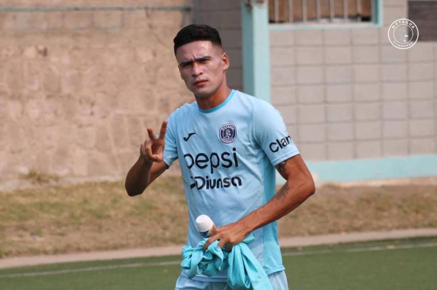Olimpia quiere a uno de Motagua, Marathón prepara bombazo y fichajes de Génesis FC