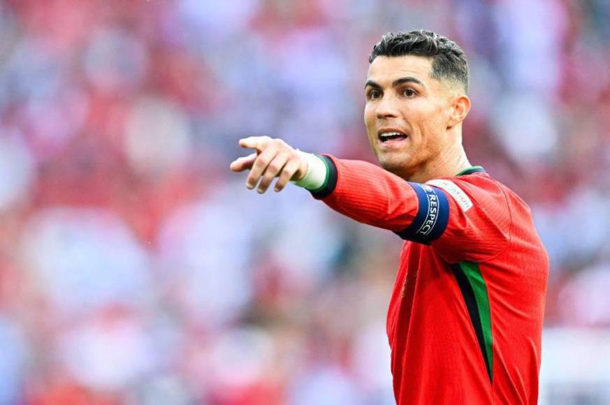 Cristiano Ronaldo saca su furia con un aficionado y así fue vista Georgina Rodríguez