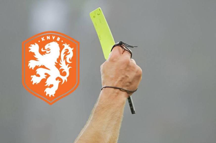 Árbitro expulsó a cuatro, añadió 15 minutos y al final celebró con los campeones