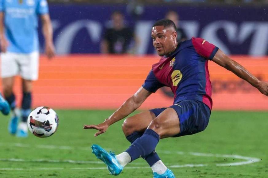 Fichajes: Podría salir de Real Madrid, Roque rechaza Arabia y futuro de Julián Álvarez