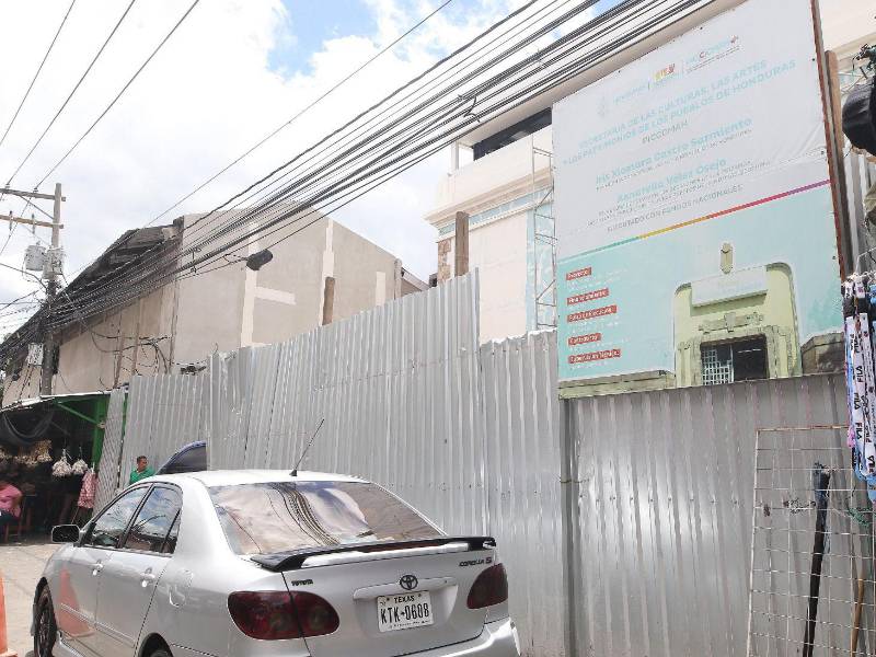 Según la SECCAPH, el teatro Nicol<b>á</b>s Avellaneda está por culminar su restauración. EL HERALDO hizo un recorrido por la obra y constantó pocos avances.