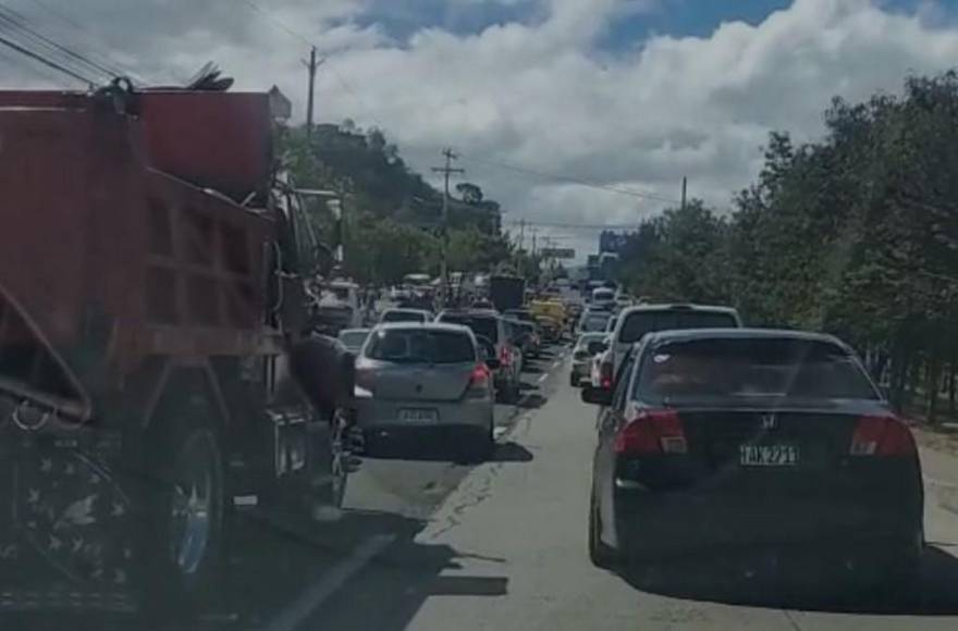 Explosión de llanta y alta velocidad: lo que habría originado accidente en anillo periférico