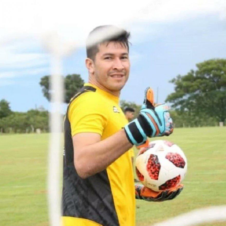 Exfutbolista se entrega a la justicia tras acusaciones de presunto narcotráfico