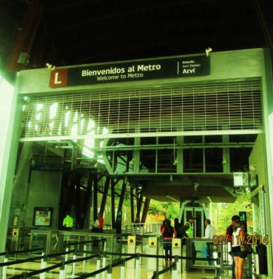 escaleras al cielo de medellín...