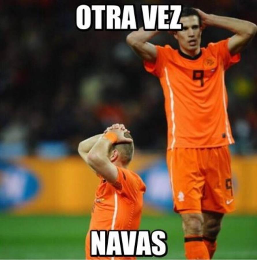 Los memes a Keylor Navas ante Holanda