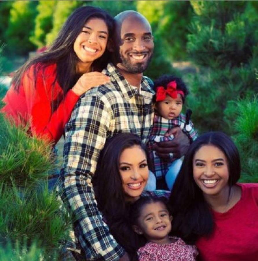 El emotivo mensaje de aniversario de Vanessa a Kobe Bryant