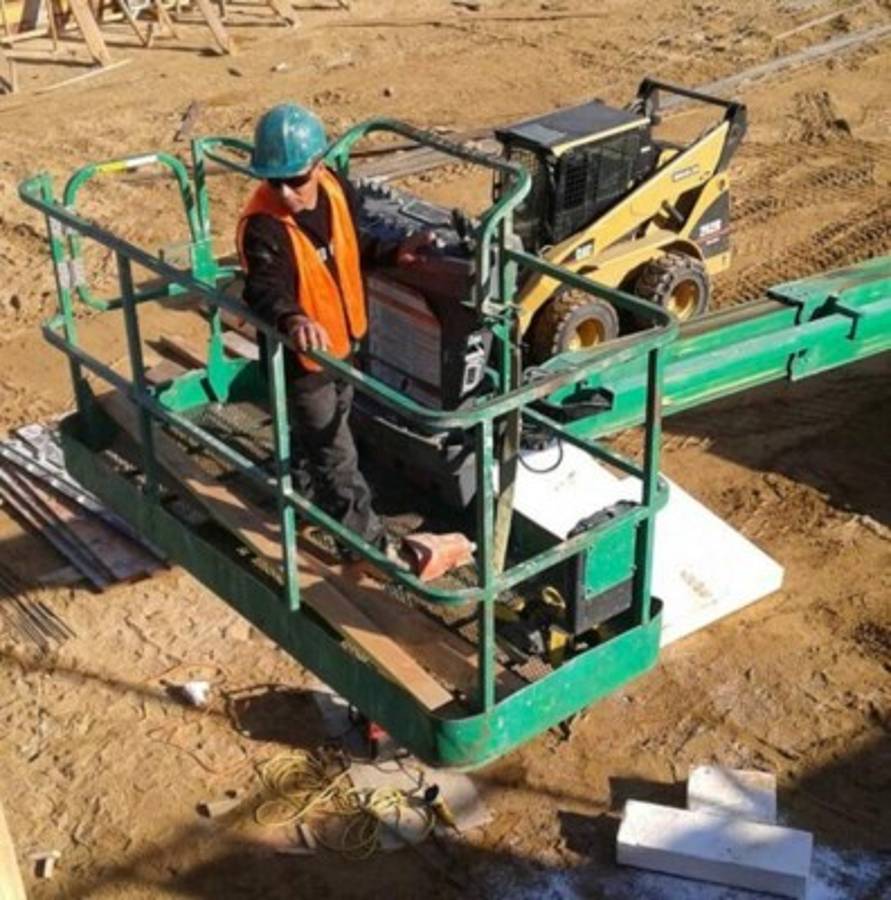 Hondureños ponen en alto nombre de su patria con su trabajo