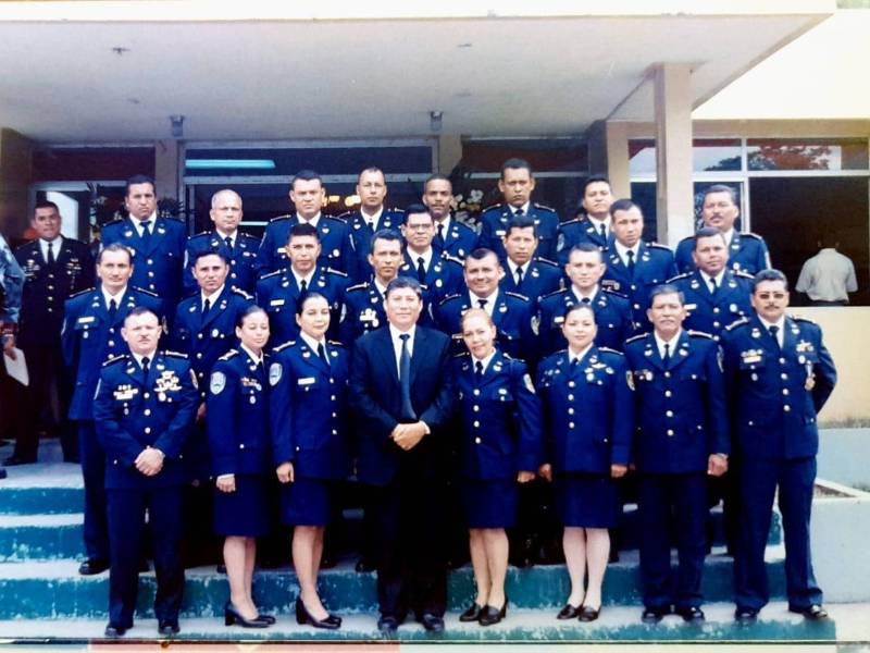 Como instructor policial, Gonzalo Sánchez capacitó a nuevas generaciones de investigadores en el análisis científico del crimen.