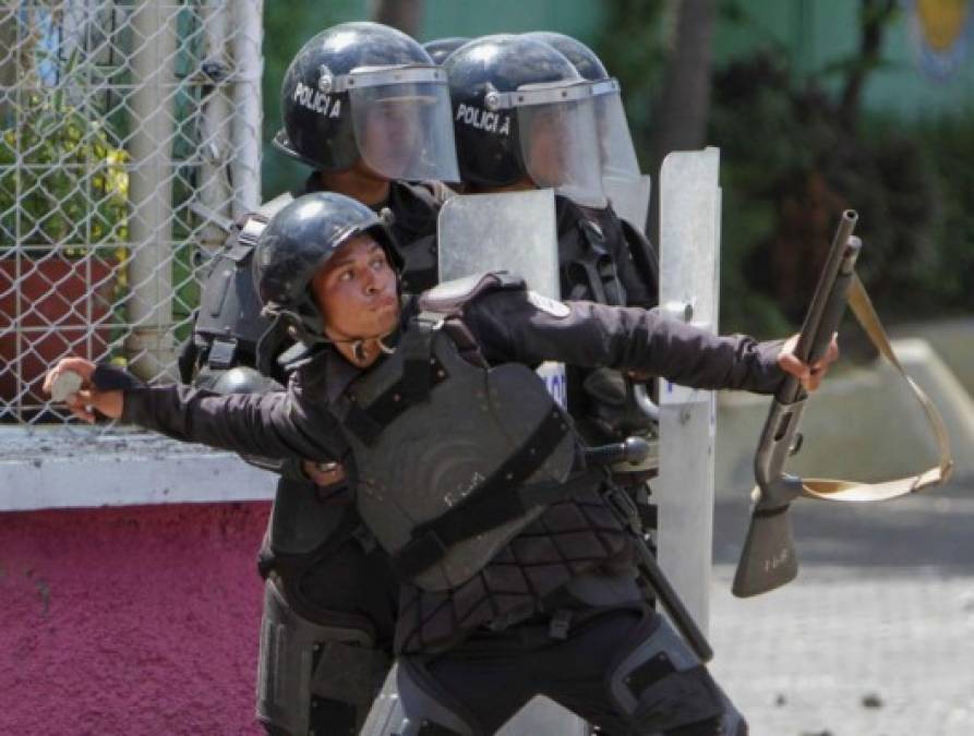 Fotos: Las violentas protestas en Nicaragua contra las reformas de Daniel Ortega