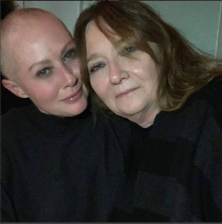 Shannen Doherty publica íntimas fotos sobre su lucha contra el cáncer