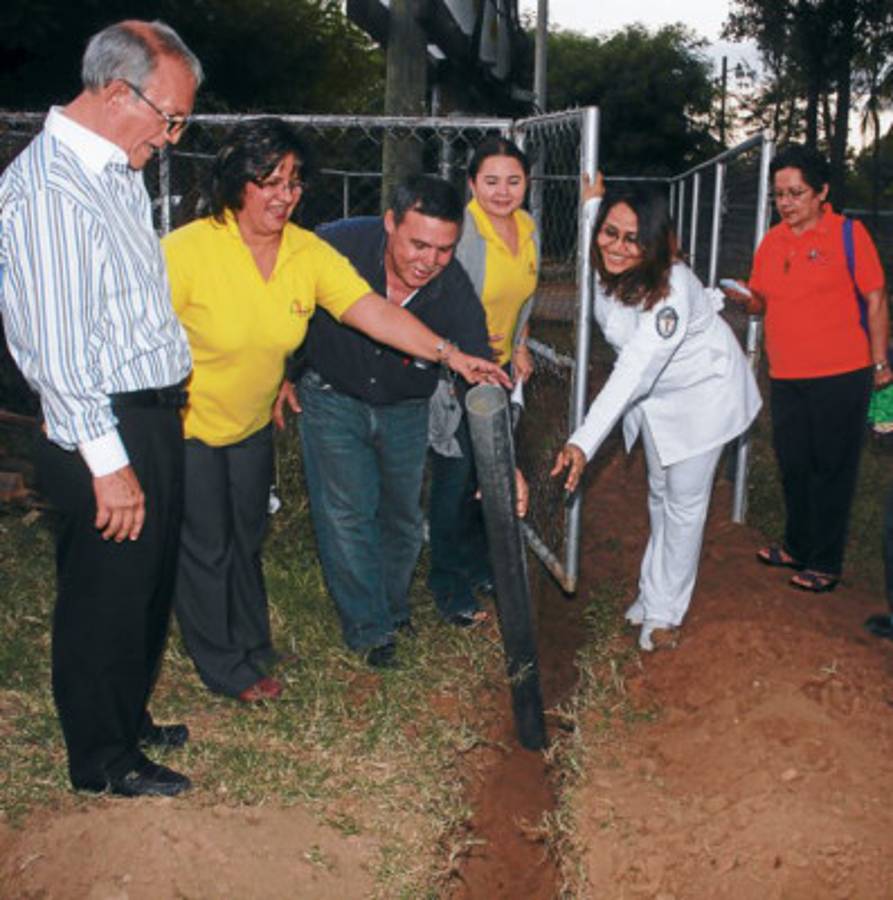 Instalan controles eléctricos en Hospital del Sur