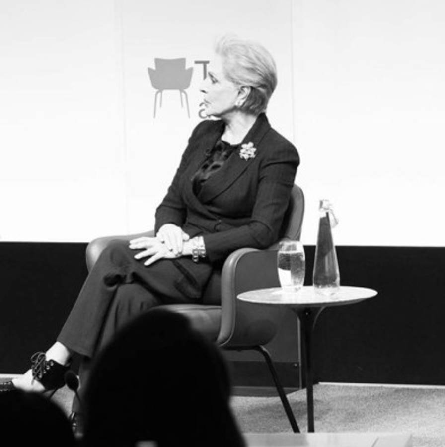 Carolina Herrera envía explosivo mensaje a mujeres maduras que se visten como jóvenes