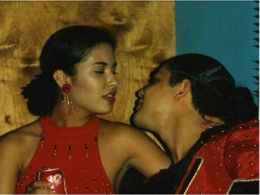 Las fotos más íntimas de la vida de la cantante Selena Quintanilla   