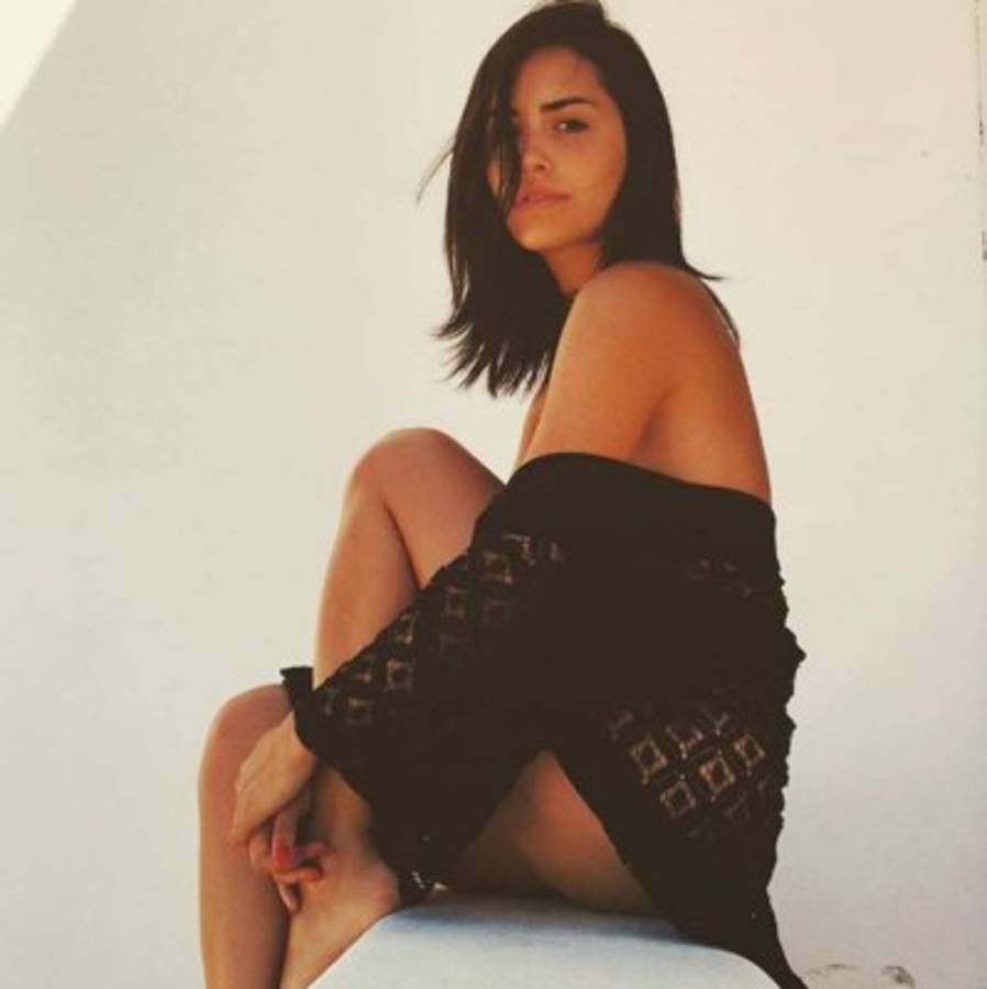 Actriz argentina, Lali Espósito, incendia las redes con sexys poses en bikini