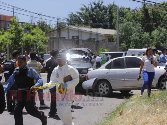 FOTOS: Escena donde asesinaron al exalcalde capitalino Roberto 'Pelón' Acosta