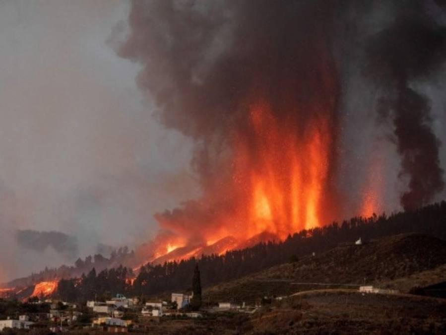 Destrucción y zozobra: las imágenes que dejó la erupción del volcán Cumbre Vieja