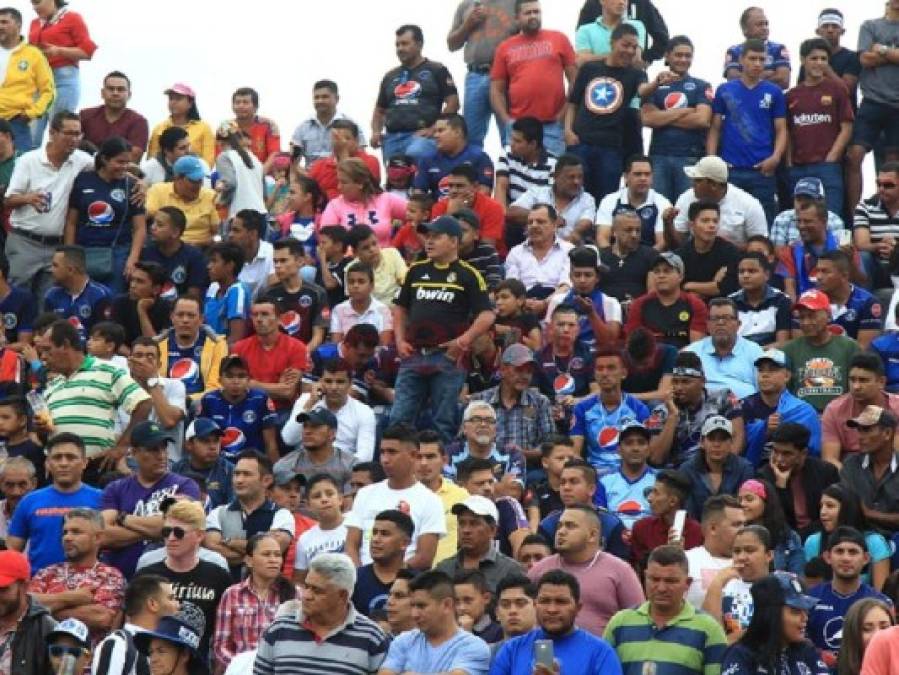 FOTOS: Danlí se viste de azul para recibir a Motagua vs Real de Minas en el Estadio Marcelo Tinoco