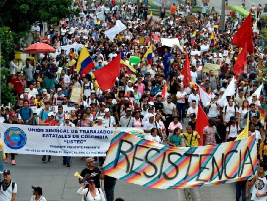 FOTOS: Colombia vive su séptimo día de protestas contra Iván Duque