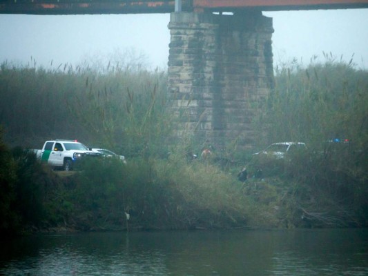 El muro humano que ordenó Trump para evitar el ingreso de migrantes en Estados Unidos