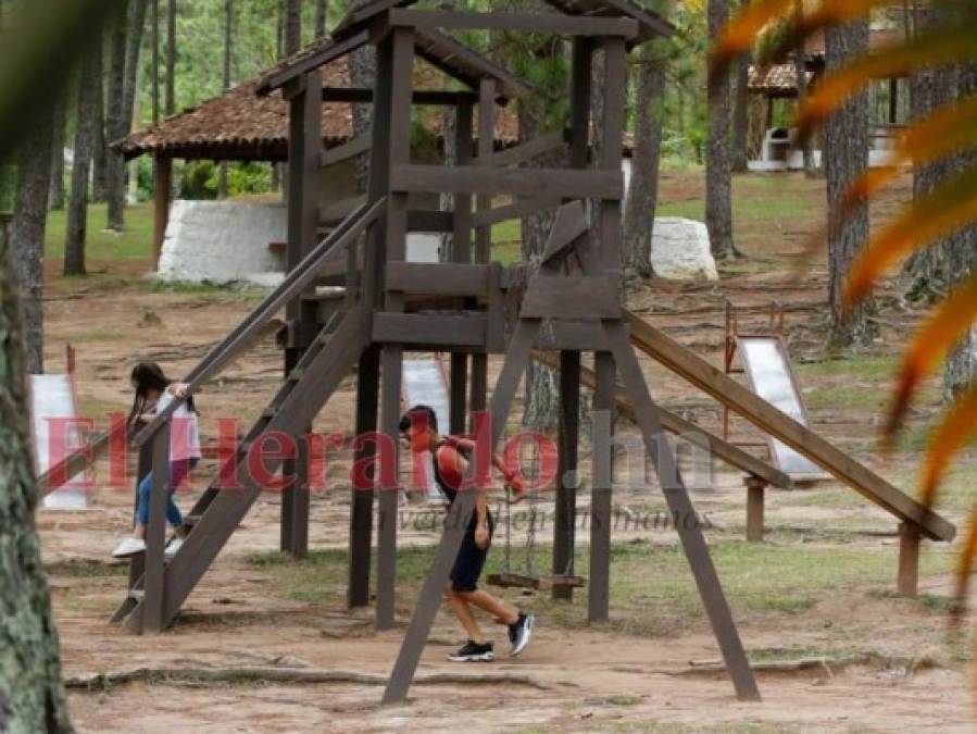 En familia y sofocando el calor: Así disfrutan los capitalinos del Feriado Morazánico