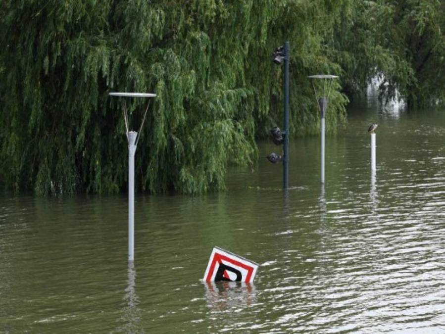 Inundaciones en China alcanzan niveles históricos y amenazan arrasar Wuhan
