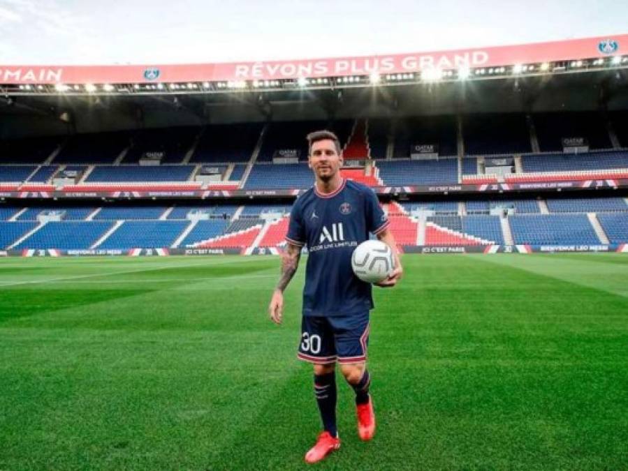 Las imágenes que dejó la presentación de Lionel Messi como nuevo jugador del PSG