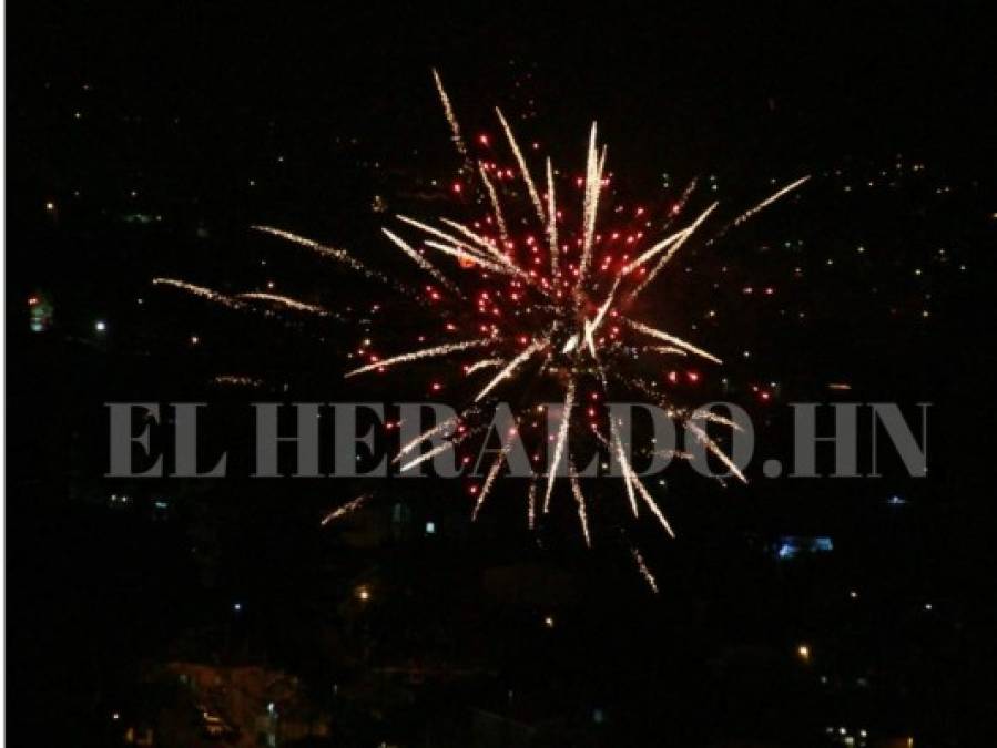 Fotos: Así recibió Tegucigalpa el año nuevo 2018