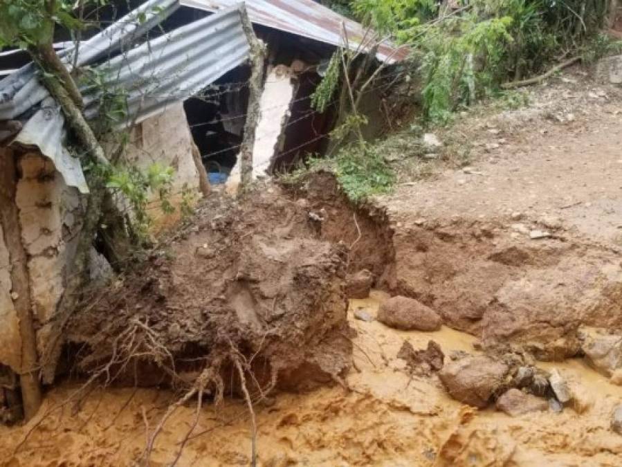 Lugares que se convirtieron en zona de riesgo por derrumbes tras tormentas que azotaron Honduras (FOTOS)