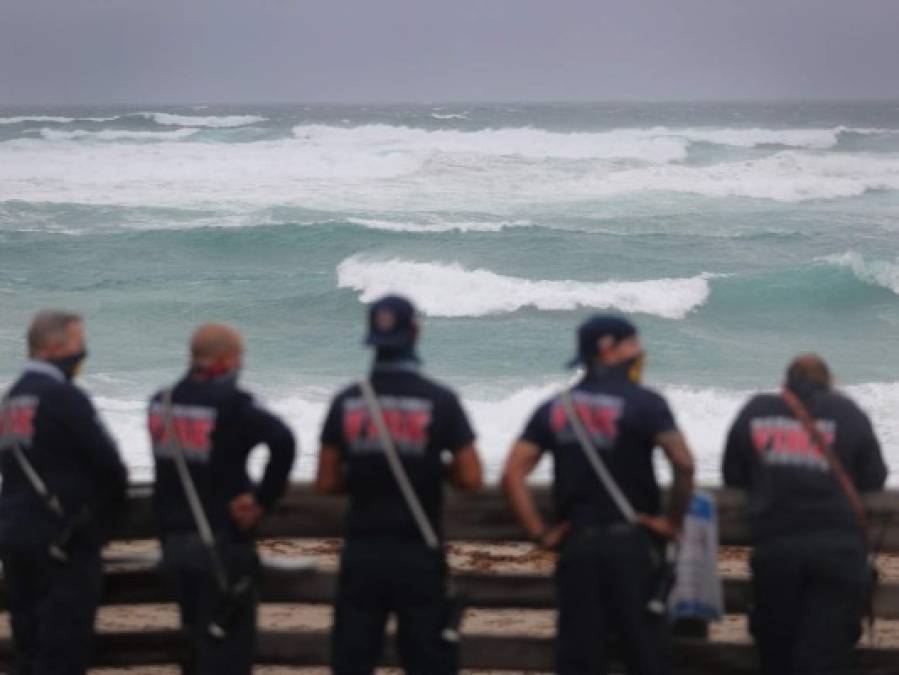 En imágenes: Florida se prepara para afrontar tormenta Isaías