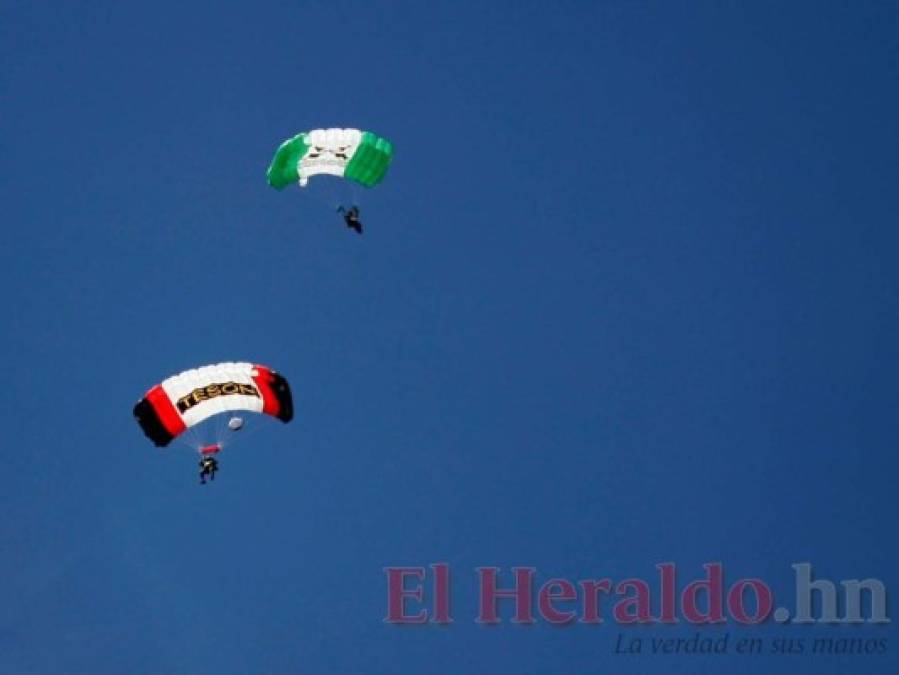 Paracaidismo conquistará las fiestas patrias del 15 de septiembre (FOTOS)