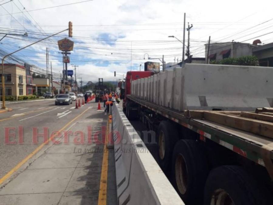 Instalan barreras de concreto a la altura del Aeropuerto Internacional Toncontín