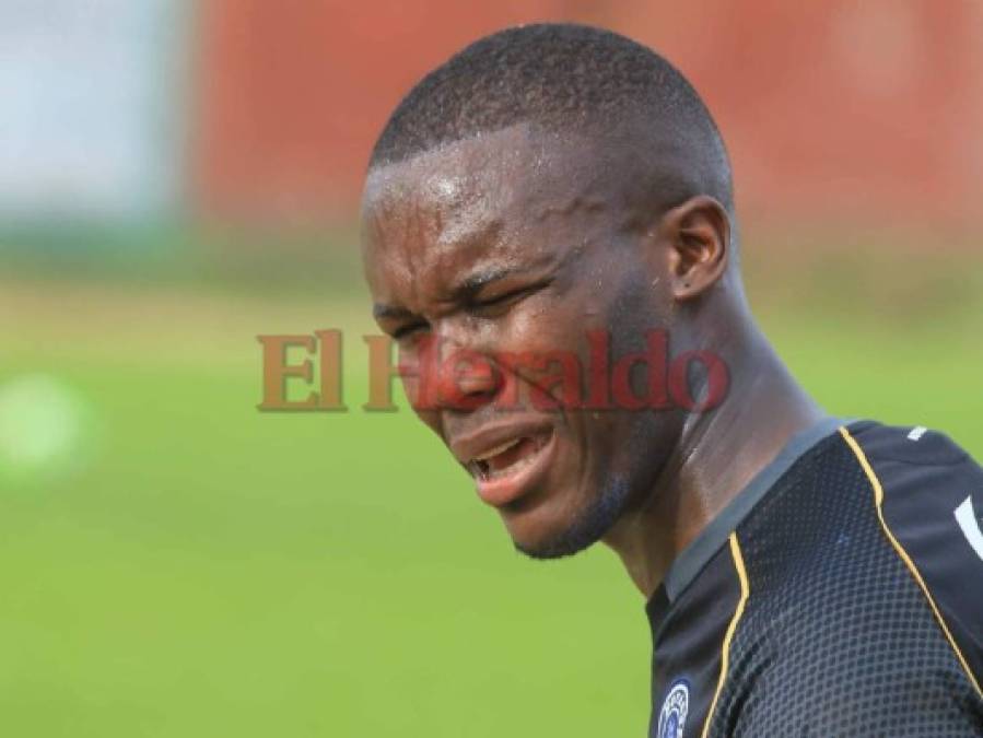 Las dramáticas lágrimas de Rubilio Castillo al salir lesionado del juego Real de Minas vs Motagua