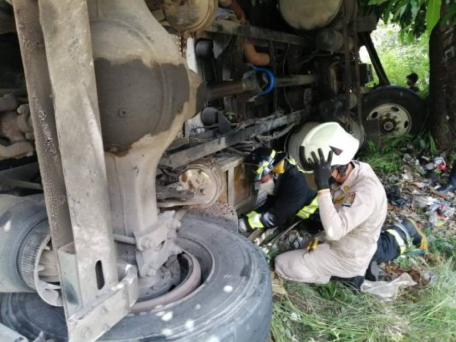 Las imágenes del aparatoso accidente que dejó dos muertos en carretera a oriente