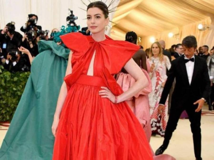 FOTOS: Las películas de Anne Hathaway que nos enseñaron a vestir con elegancia