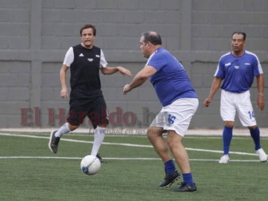 FOTOS: Presidente de la FIFA se viste de futbolista y juega en El Birichiche