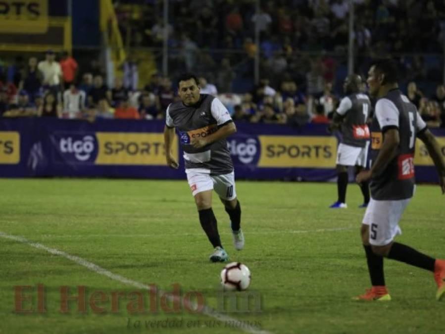 Las fotos del Duelo de Leyendas en el que Cambiasso, Materazzi, Hierro, Julio César y compañía brillaron en San Pedro Sula