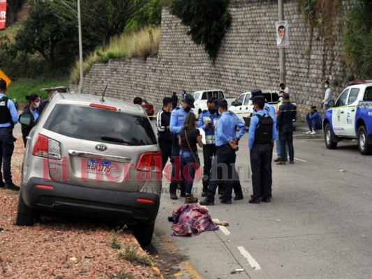 Desgarrador llanto de familia que creía que mujer atropellada era su pariente (Fotos)