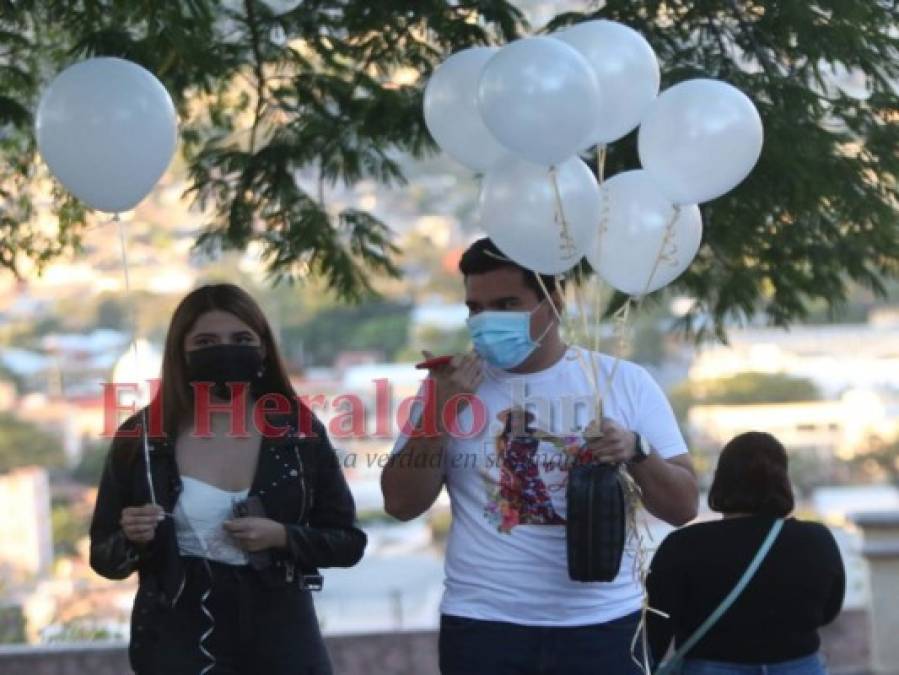 Oración de esperanza: familiares y amigos de Angie Peña se unen para elevar plegarias (FOTOS)