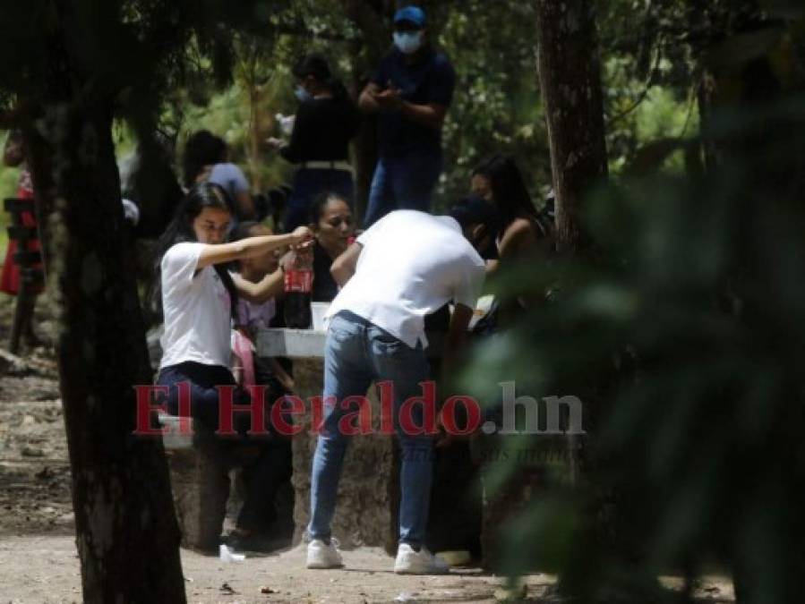 Entre aire fresco y áreas verdes, capitalinos disfrutan la Semana Santa   