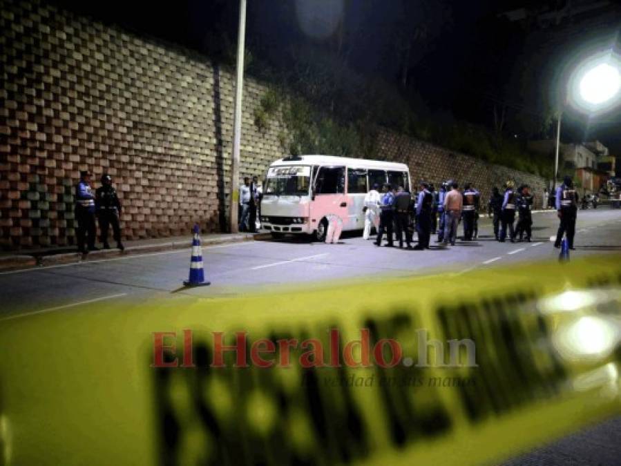 FOTOS: Escena del crimen donde asesinaron a cobrador de bus en El Carrizal