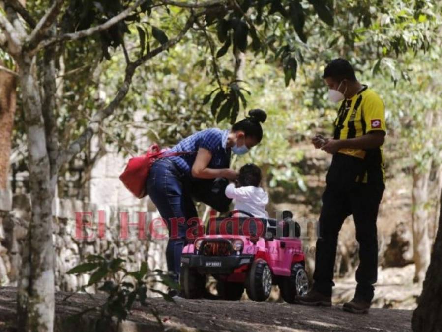 Entre aire fresco y áreas verdes, capitalinos disfrutan la Semana Santa   