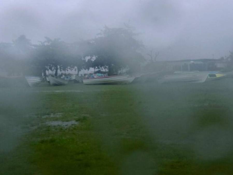 Las primeras imágenes de los estragos del huracán Elsa en el Caribe