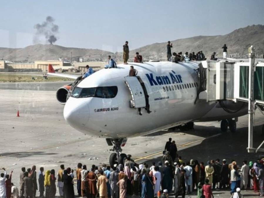 Las imágenes más impactantes de la caída de Kabul que podría empañar el legado de Biden