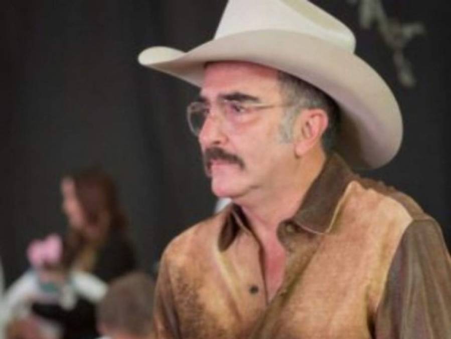 Vicente Fernández Jr. y Mara Castañeda, un matrimonio que acabó en medio de rumores