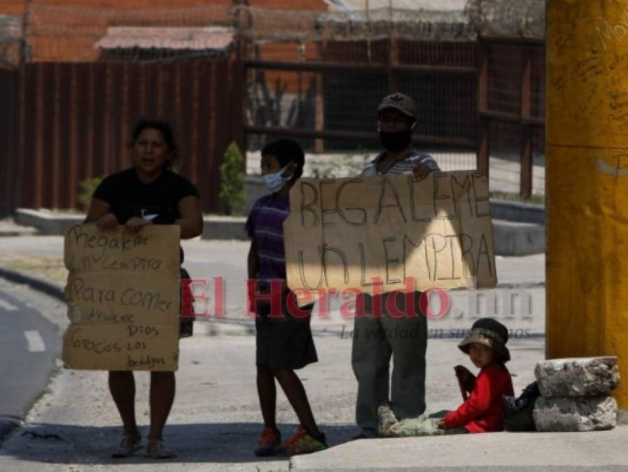 FOTOS: En día no autorizado, capitalinos salen a las calles y desafían al Covid-19