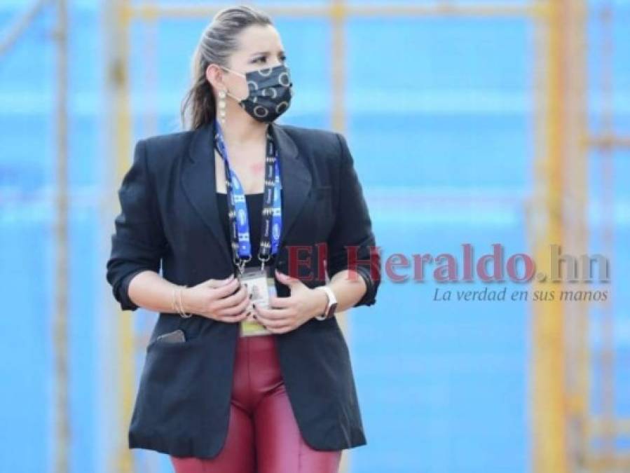 ¡Roban suspiros! Hermosas mujeres engalanan el estadio Olímpico para alentar a la H