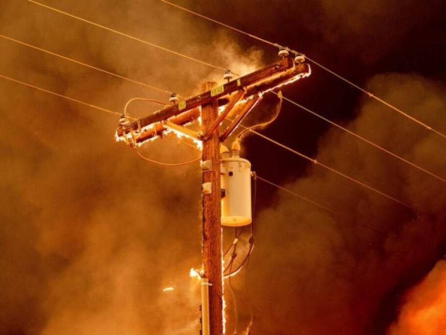 Impactantes imágenes de los incendios que consumen California
