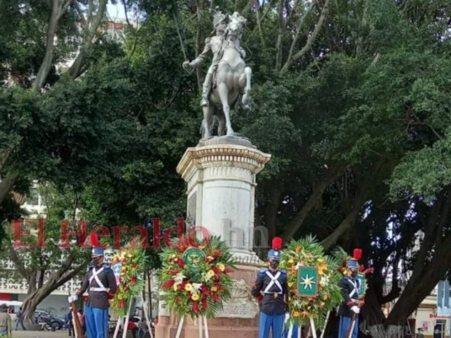 Rinden tributo al general Francisco Morazán en el parque Central de Tegucigalpa (FOTOS)